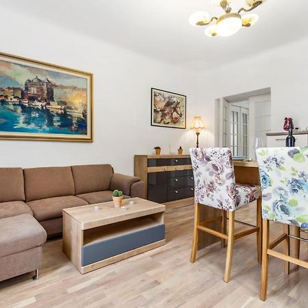 Villa Carolina Rijeka Extérieur photo